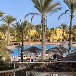 Golden Dream, Swimming Pool And Parking *