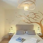 Golden Dream, Swimming Pool And Parking * Κοραλέχο
