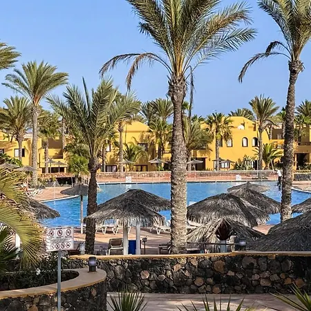 Golden Dream, Swimming Pool And Parking *