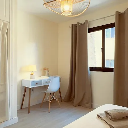 Golden Dream, Swimming Pool&parking Feriehus *