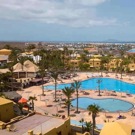 Golden Dream, Swimming Pool And Parking Holiday home Corralejo