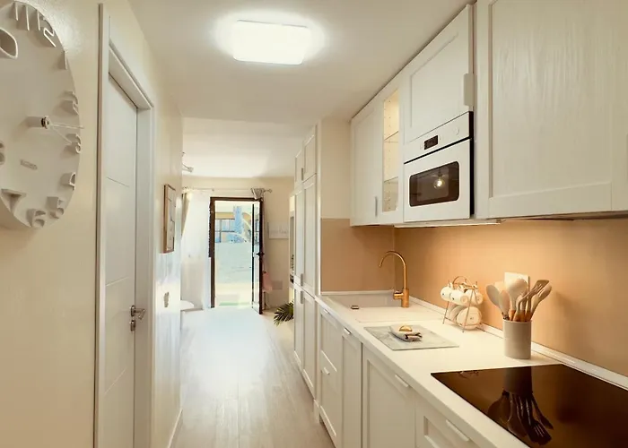 Σπίτι διακοπών Golden Dream, Swimming Pool And Parking *