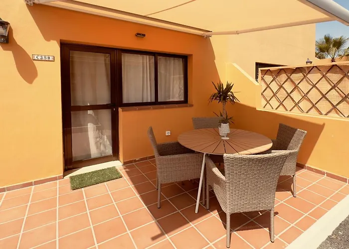 Golden Dream, Swimming Pool And Parking Σπίτι διακοπών *