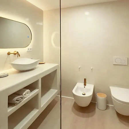 Semesterbostad Golden Dream, Swimming Pool And Parking *