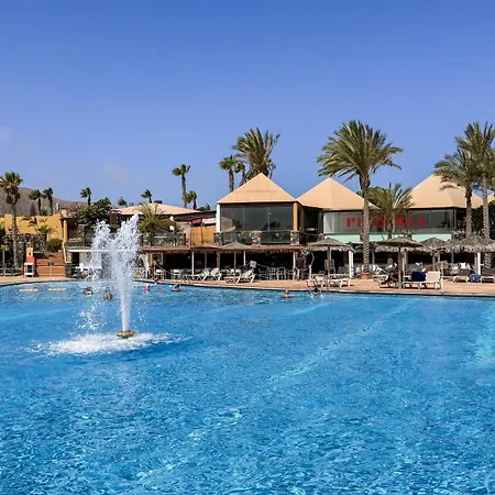 Golden Dream, Swimming Pool And Parking Semesterbostad Corralejo